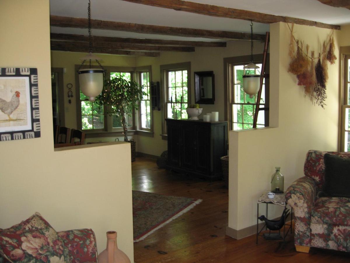 B&B On Seven Acres With Private Bed & Bath Clinton Corners Exteriör bild