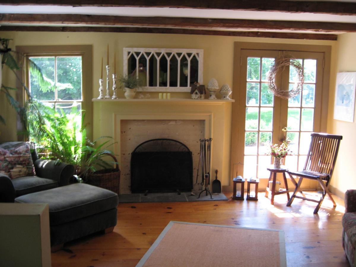 B&B On Seven Acres With Private Bed & Bath Clinton Corners Exteriör bild