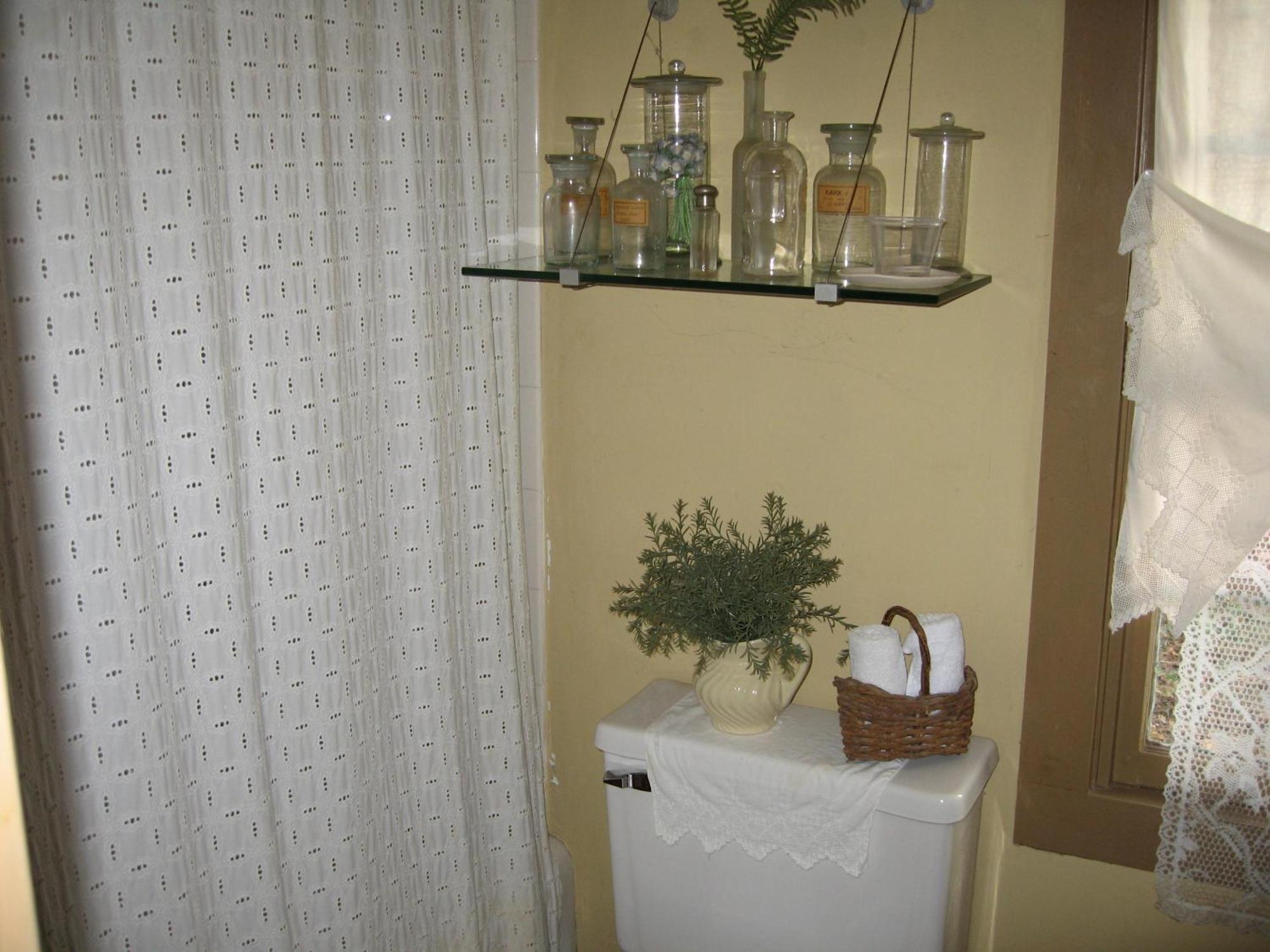 B&B On Seven Acres With Private Bed & Bath Clinton Corners Exteriör bild